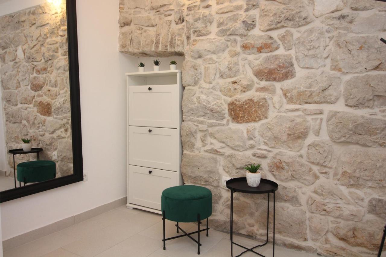 Ghetto Lägenhet Primošten Exteriör bild